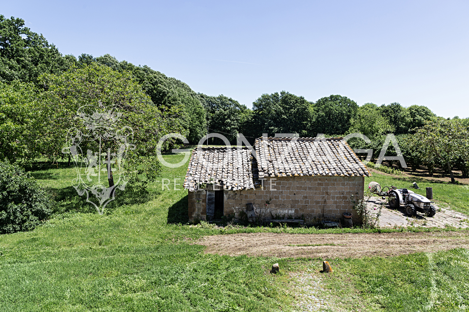 Country estate in Capranica, between Rome and Tuscia