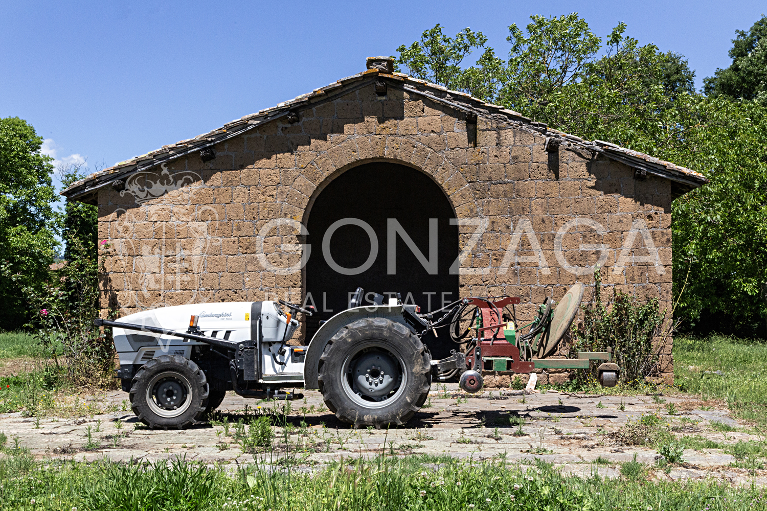 Country estate in Capranica, between Rome and Tuscia