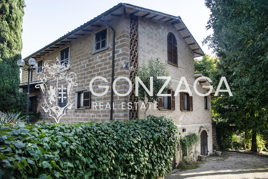 GRE_Vignanello_casale06 copia