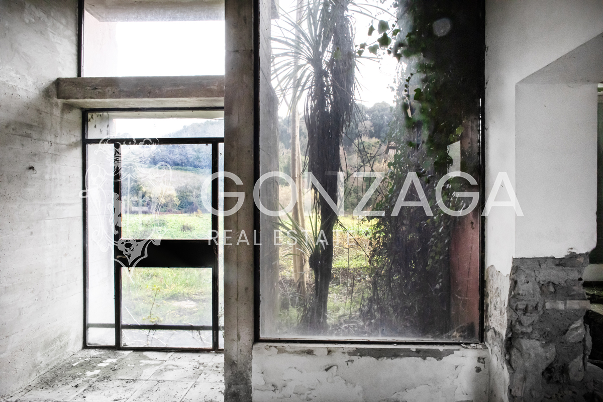 Country estate with 17 hectares near Rome