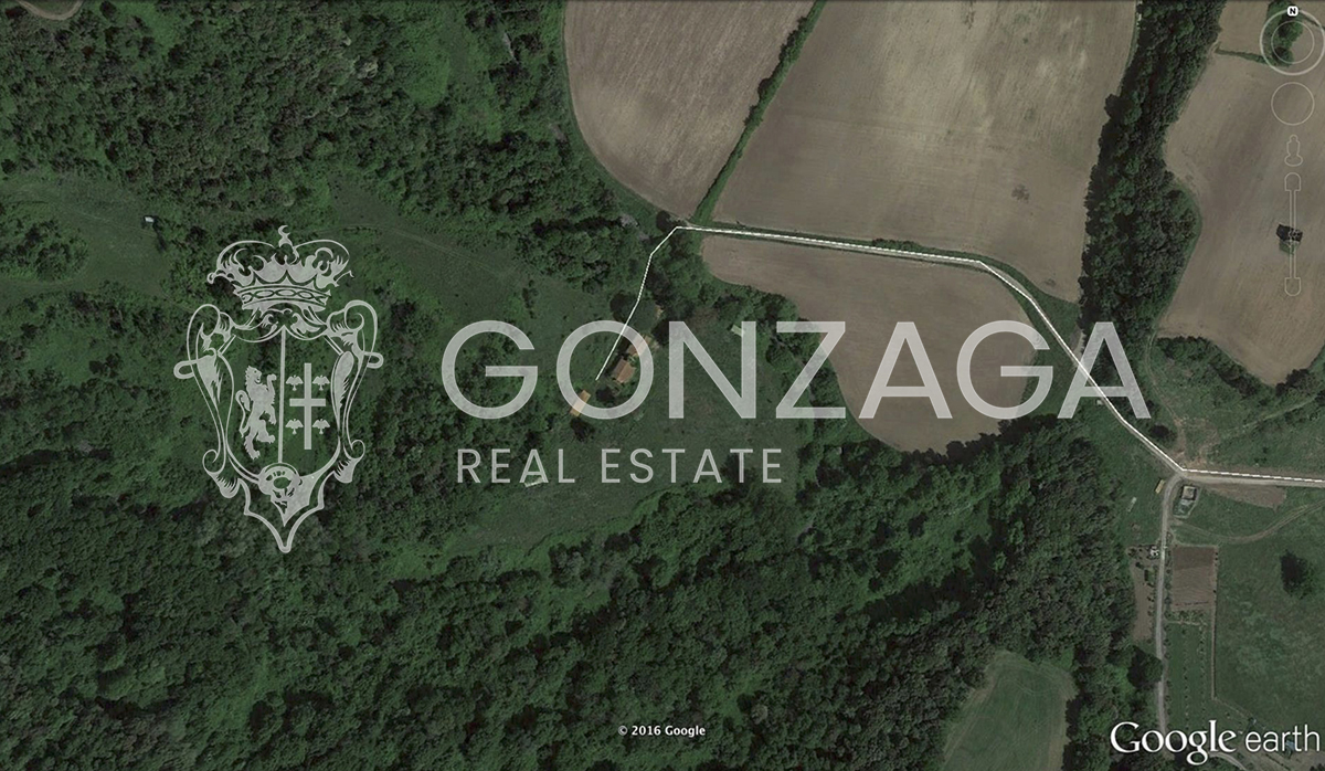 Country estate with 17 hectares near Rome