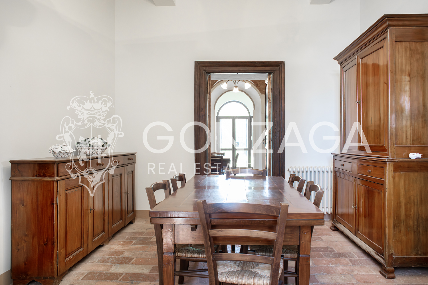 Restored and panoramic stone country house with two hectares of land near Amelia (TR)