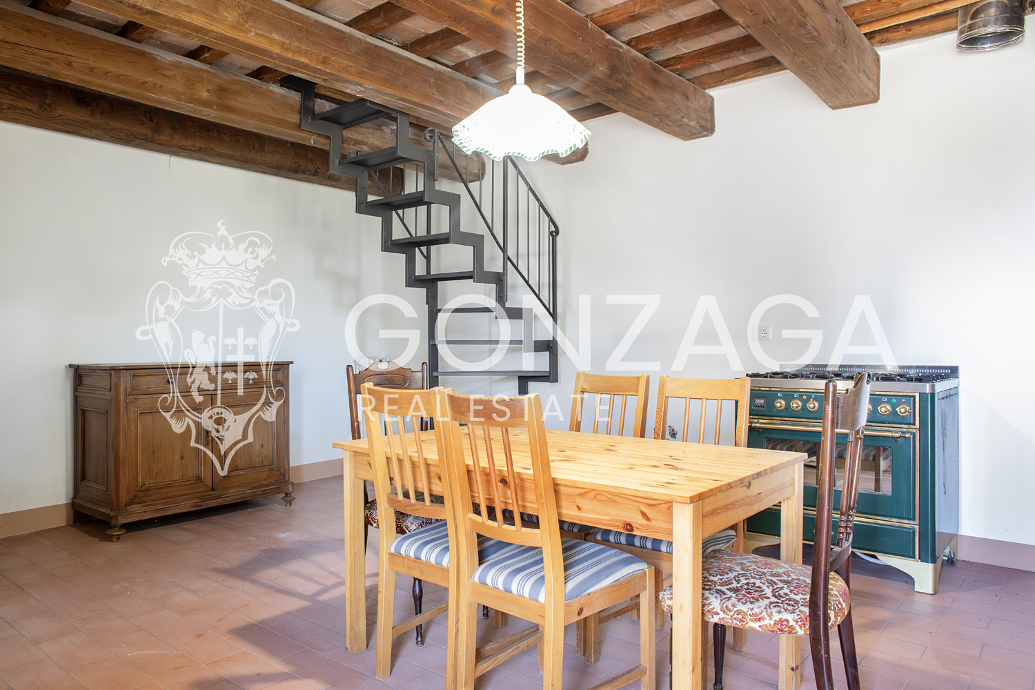 Restored and panoramic stone country house with two hectares of land near Amelia (TR)