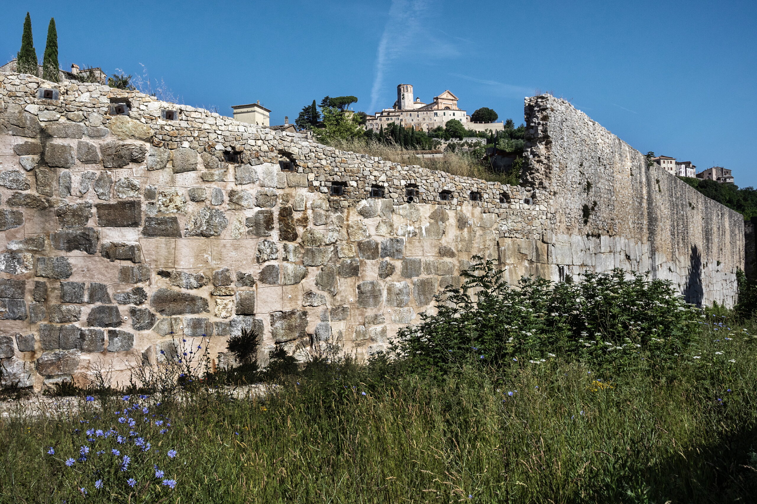 Amelia: a city overlooking the Umbrian hills