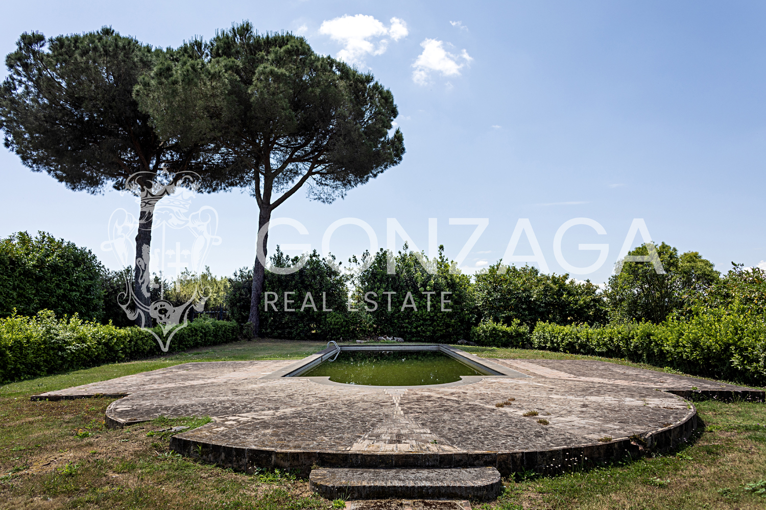 Charming country house for rent with private pool near Rome