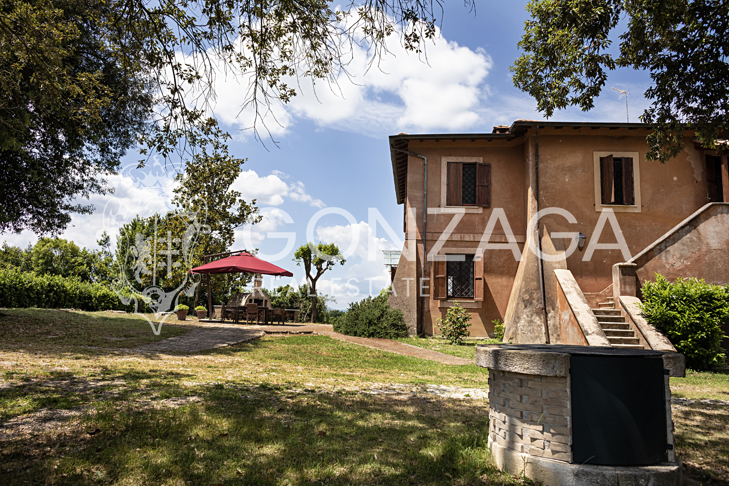 Charming country house for rent with private pool near Rome