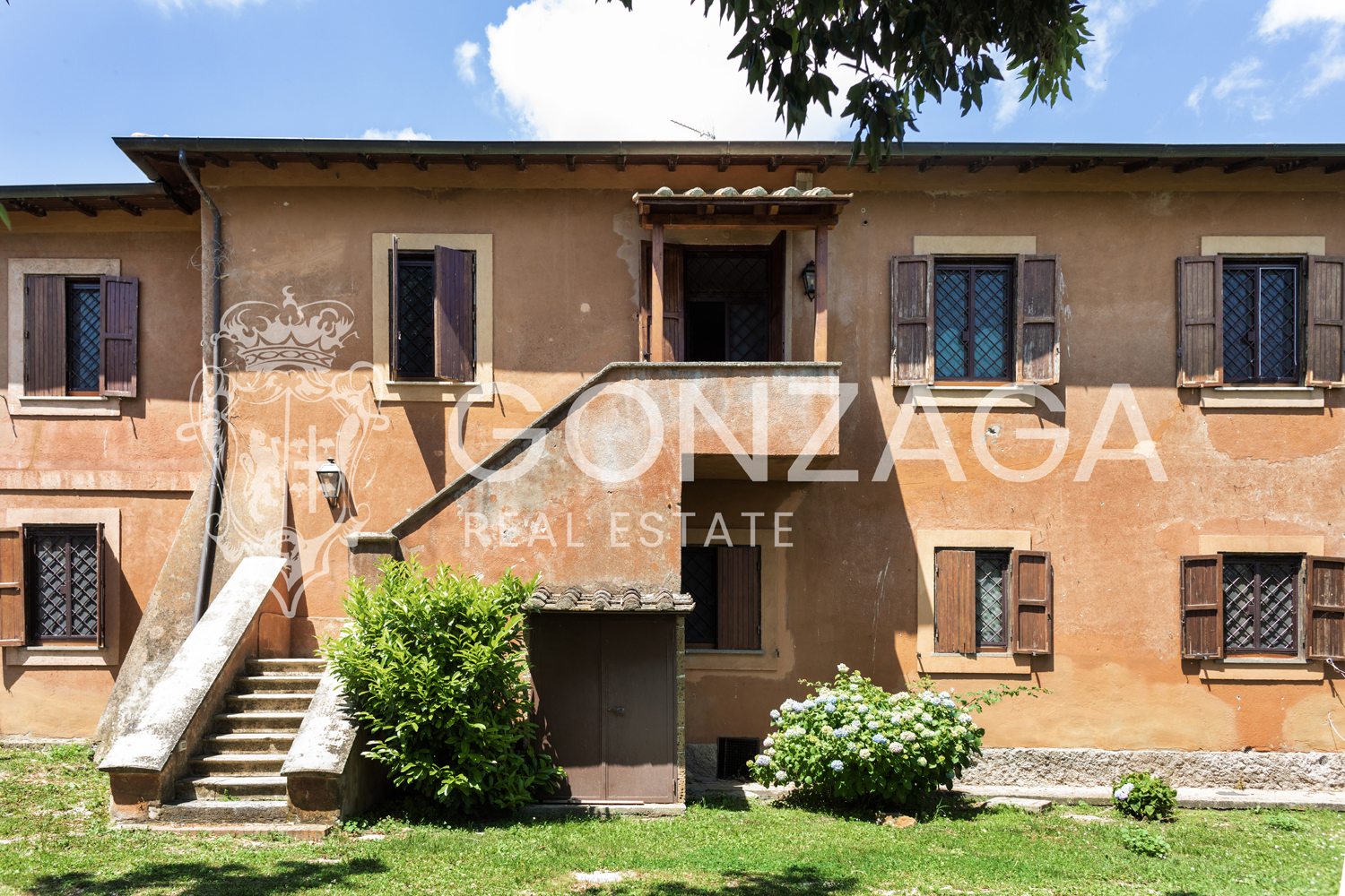 Charming country house for rent with private pool near Rome