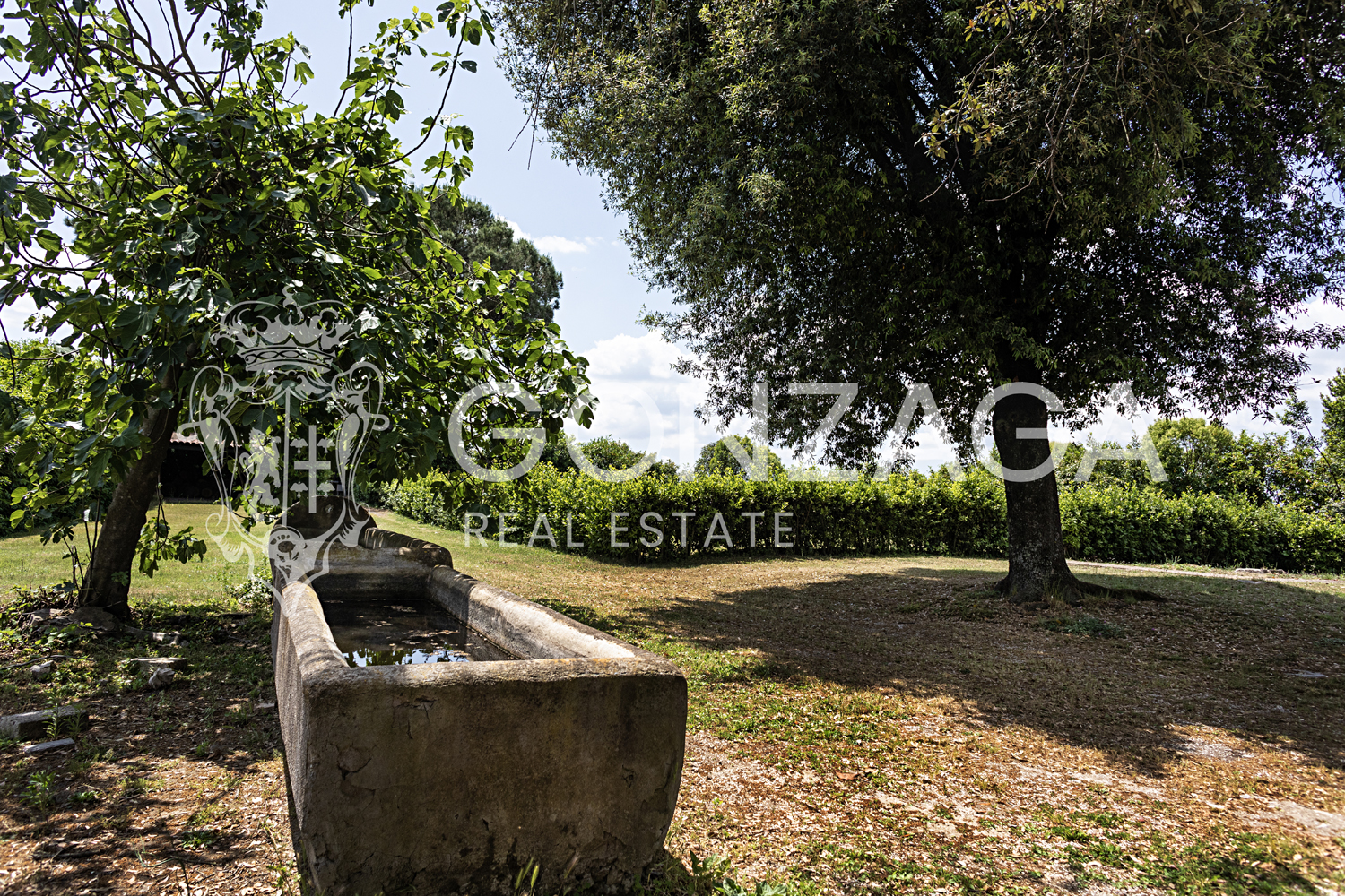 Charming country house for rent with private pool near Rome