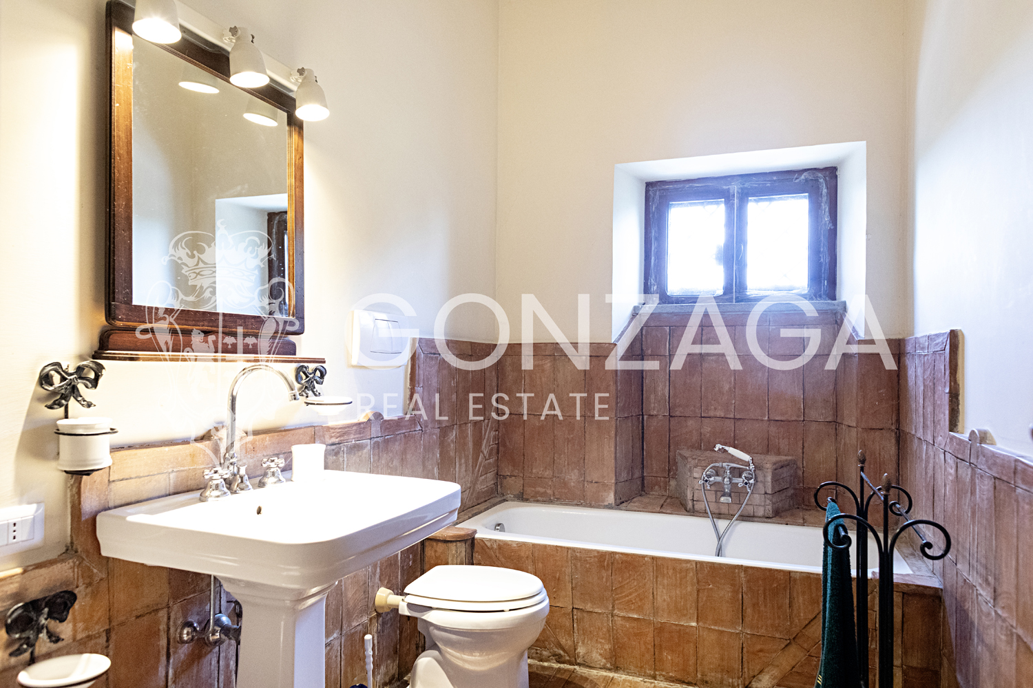 Charming country house for rent with private pool near Rome