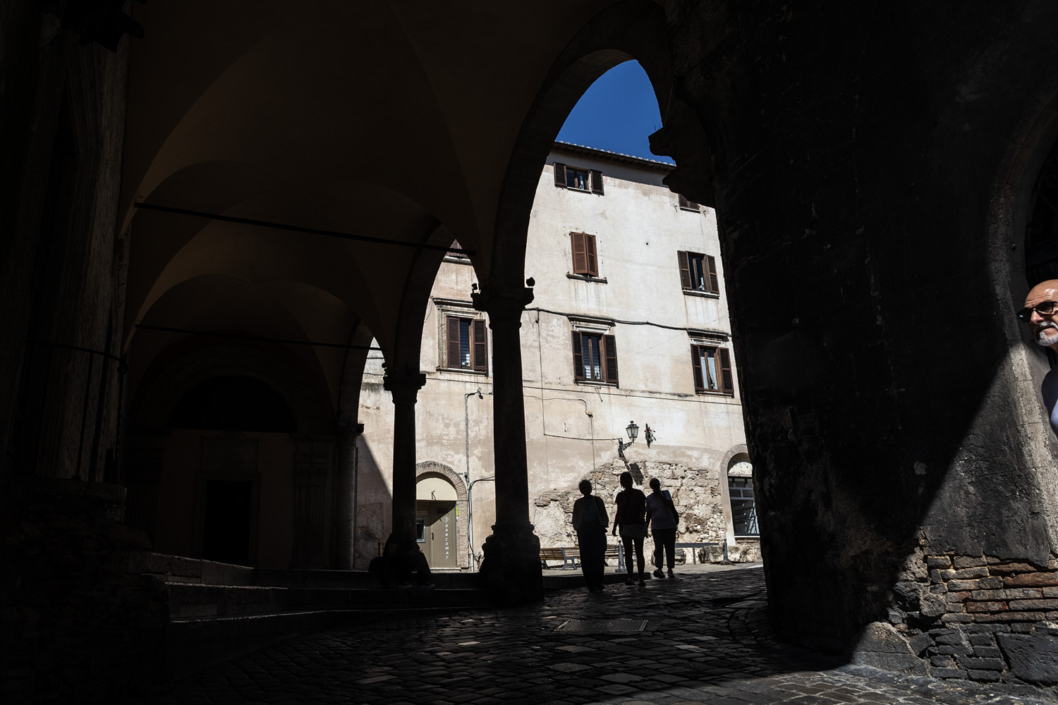 Narni: a medieval town between stone and nature