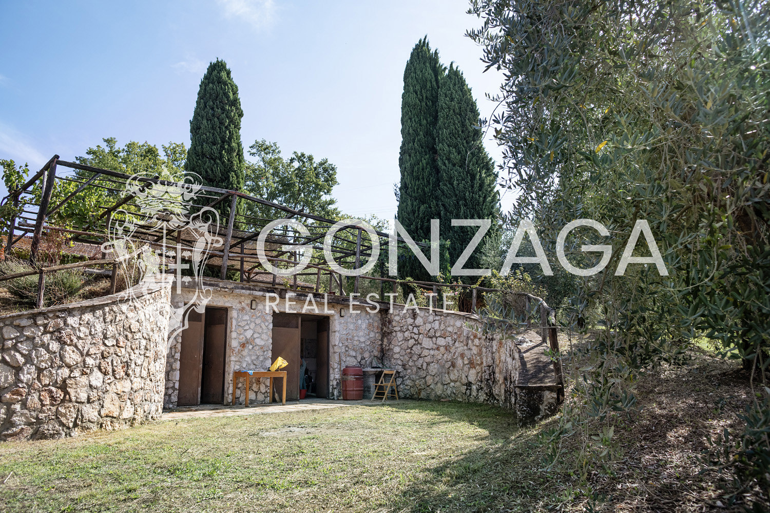 Country House Among Vineyards and Olive Trees in the Narni Countryside